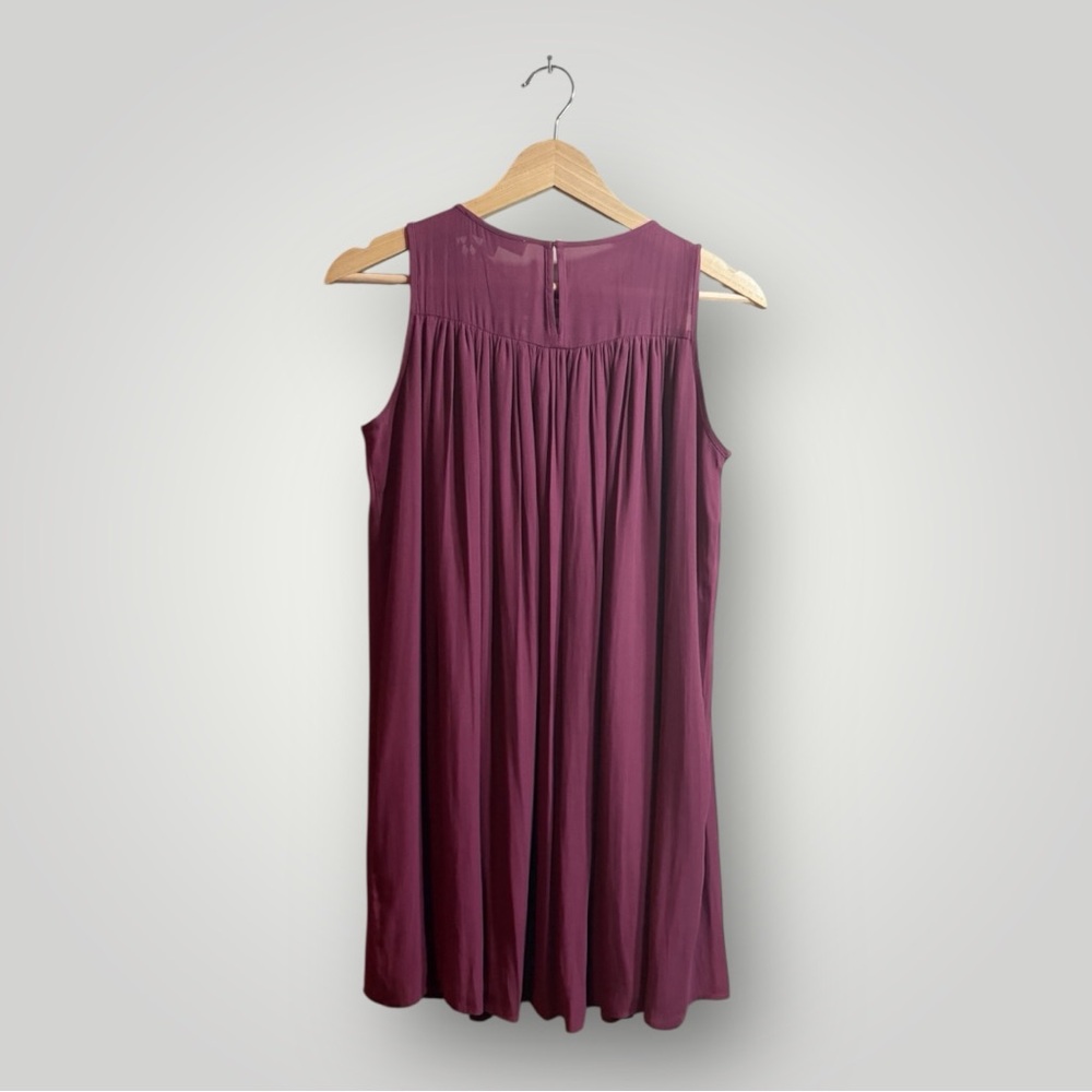 LOFT XS Burgundy Lace Yoke Shift Mini Dress Sleeveless Flowy Boho Lined EUC - Picture 3 of 4